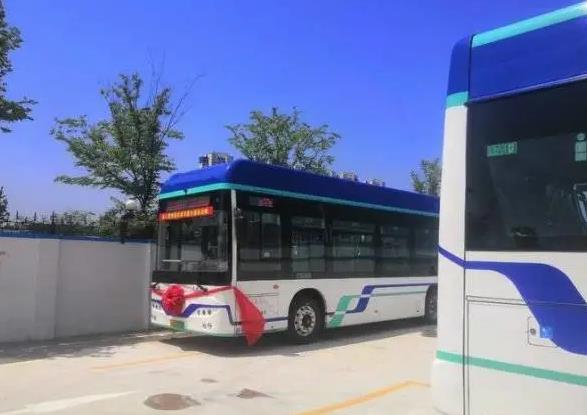 濟南公交第一加氫站啟用，氫燃料車將運行更多公交線路